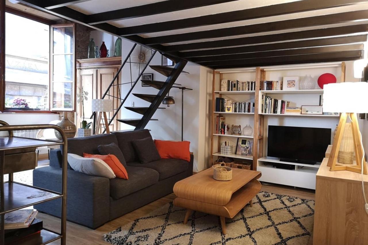 Apartamento Authentic Loft With Mezzanine & Exposed Stones Heart Of
